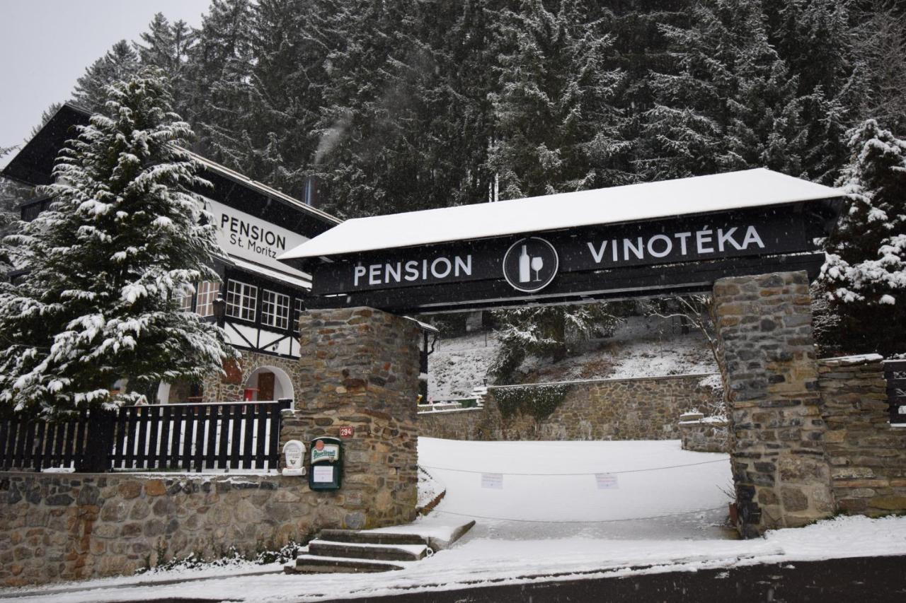 Pension St. Moritz Železná Ruda Buitenkant foto