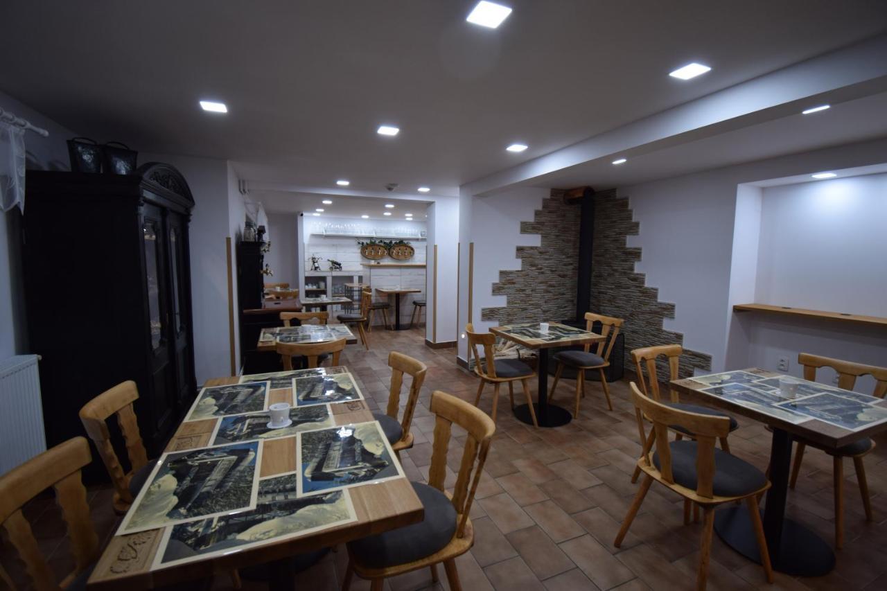 Pension St. Moritz Železná Ruda Buitenkant foto
