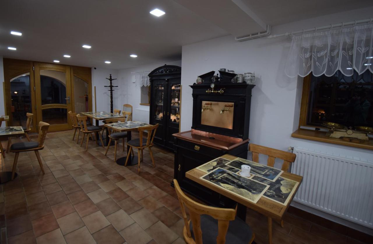 Pension St. Moritz Železná Ruda Buitenkant foto